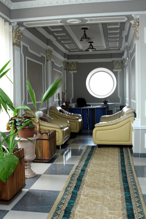 Golden Apricot Bed & Breakfast Gyumri ภายนอก รูปภาพ
