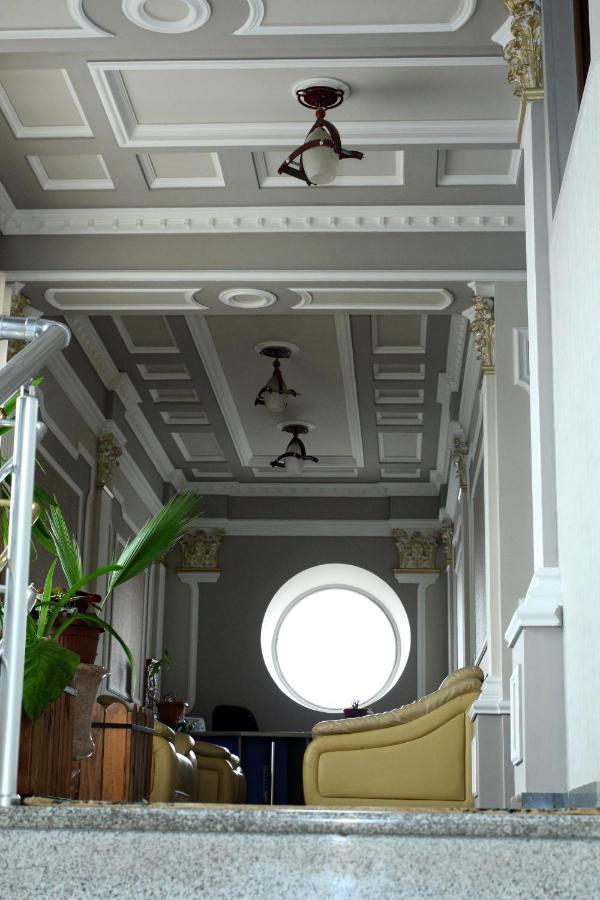 Golden Apricot Bed & Breakfast Gyumri ภายนอก รูปภาพ